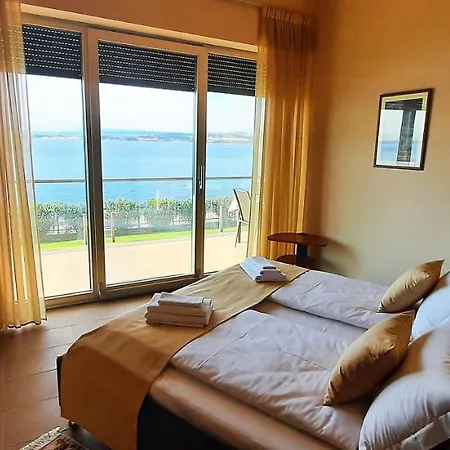 Апартаменты Relax Zusterna