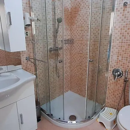 Relax Zusterna Копер