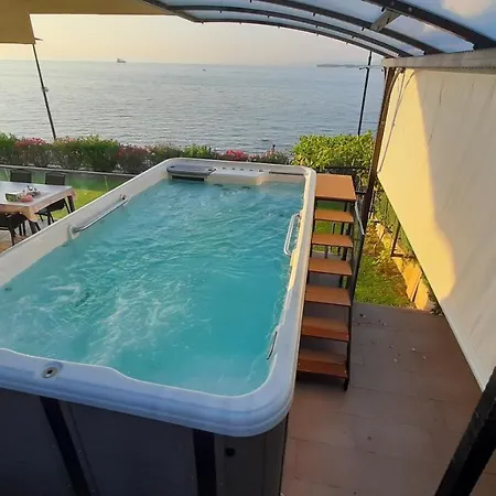 Апартаменты Relax Zusterna Копер